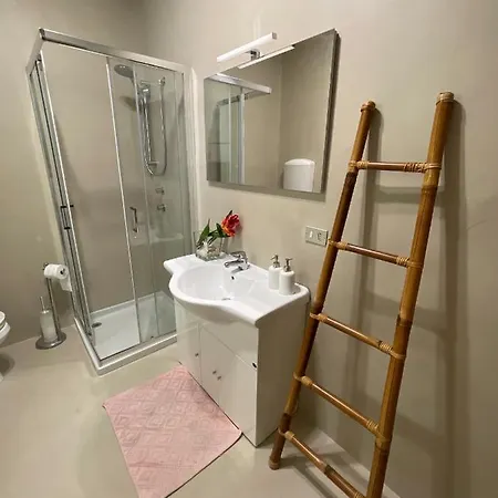 Perlago Apartment *